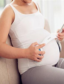 金女士婚后两年未孕，乌克兰做试管婴儿成功怀上男宝宝